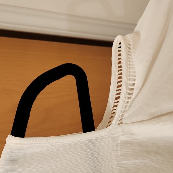 White Cold Shoulder Blouse - Picture 4 of 6